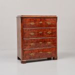 1060 5358 CHEST OF DRAWERS